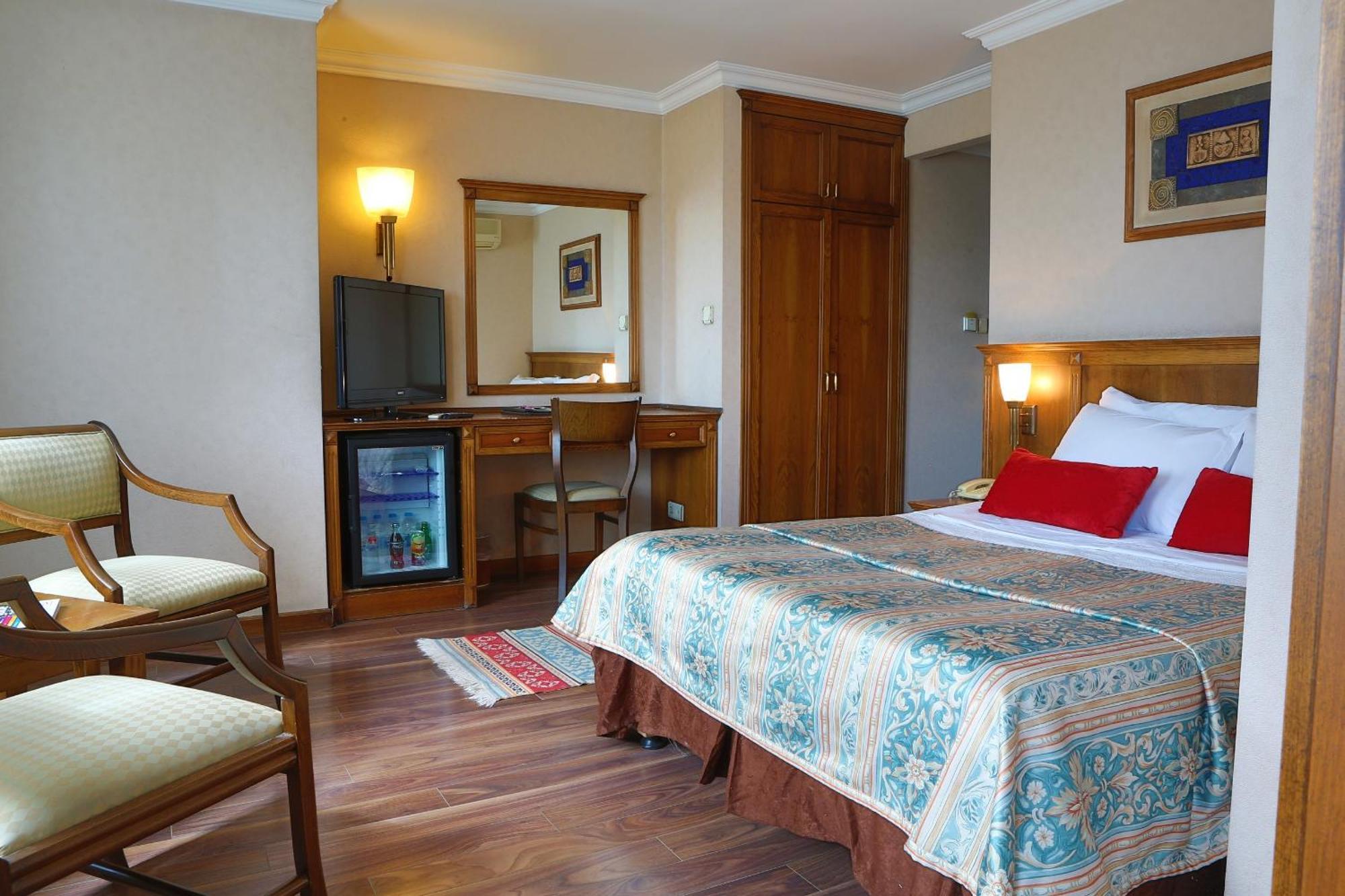 Elit Palas Hotel Ankara Zewnętrze zdjęcie