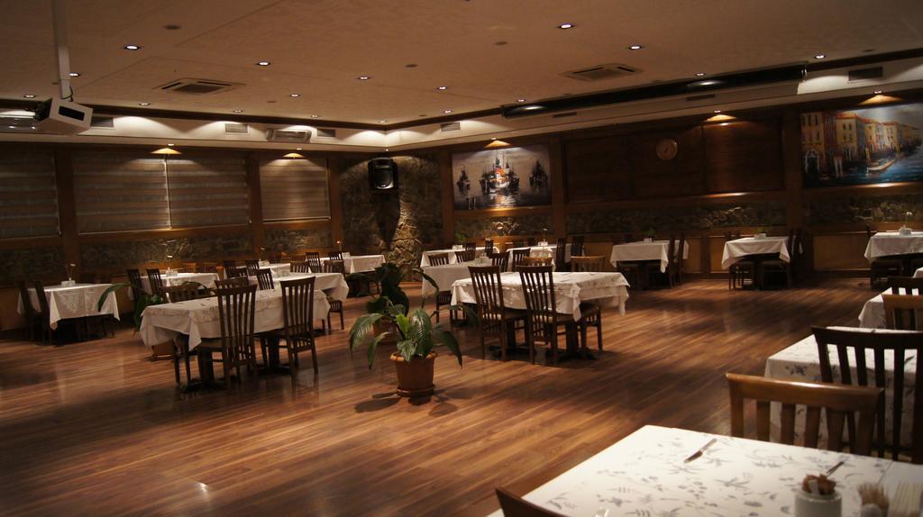 Elit Palas Hotel Ankara Zewnętrze zdjęcie